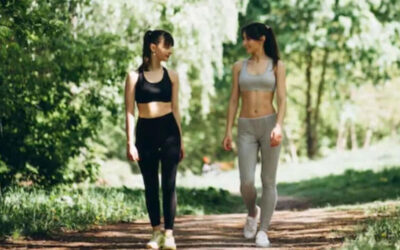 10 squats vs 30-minute walk: Which is more effective?