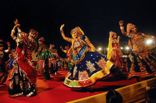 Garba Nights and Festive Fashion: How to Celebrate Navratri in Style