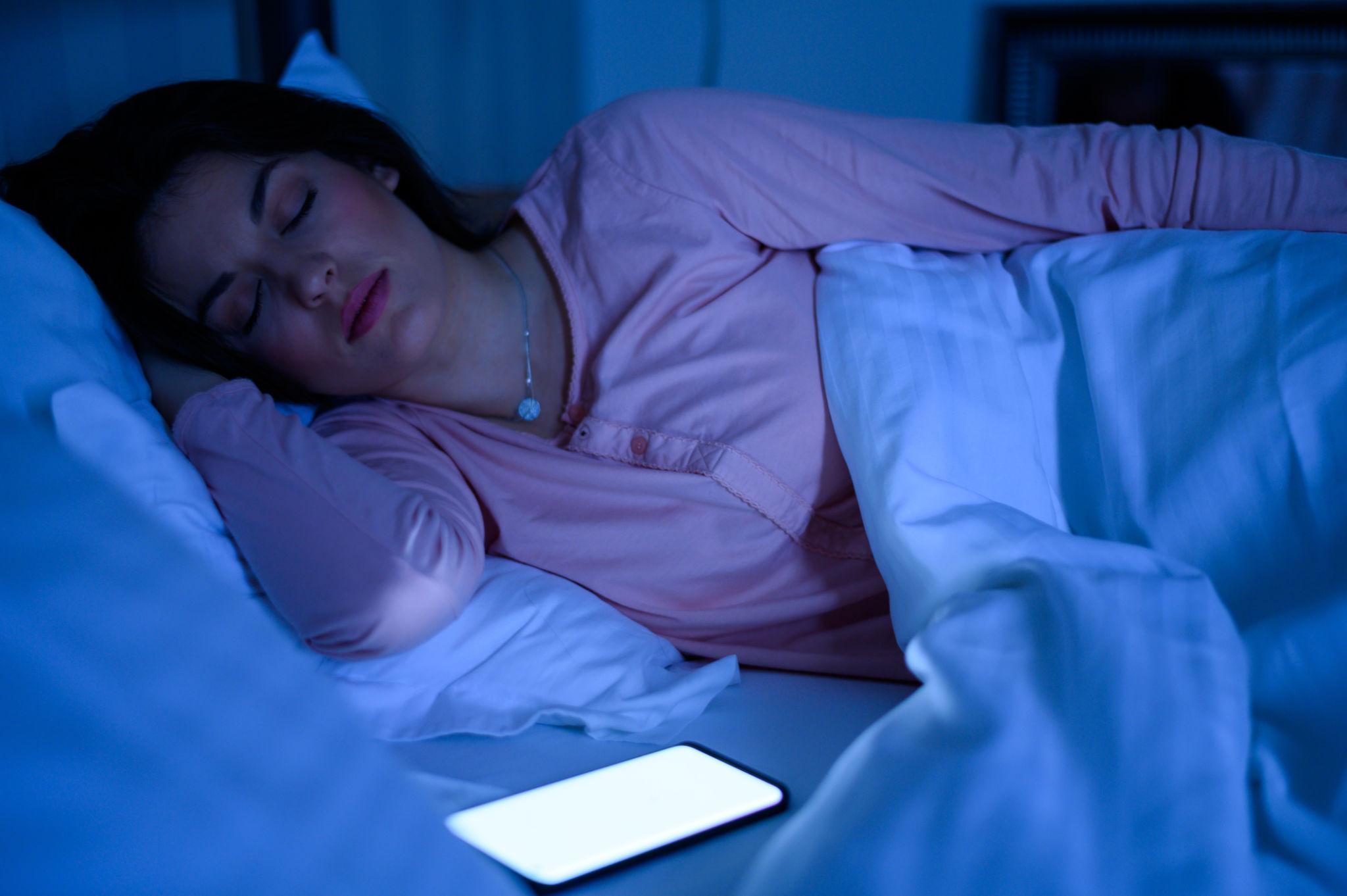 Your Phone Is Stealing Your Sleep Without You Realising It: The Science of Digital Overstimulation